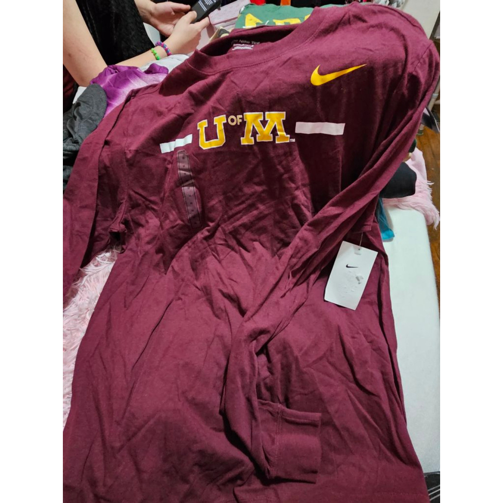 Men's M Nike university of Minnesota Tshirt NWT